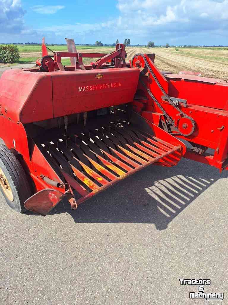 Massey Ferguson Type 20 balenpers hooipers welger