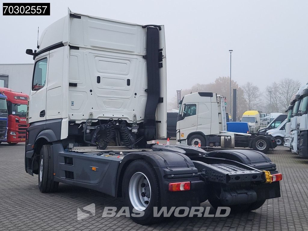 Mercedes Actros 1845 4X2 GigaSpace Retarder MirrorCam Navi Euro 6