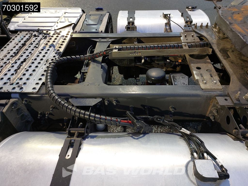 Renault T 480 4X2 Retarder 2xTanks Navi