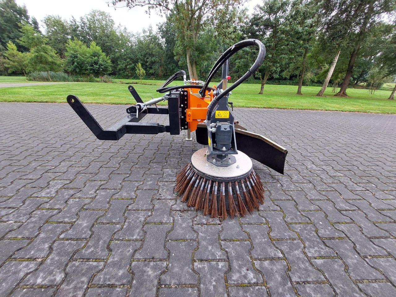 Onkruidborstel Optimas 2023 Nieuw!!