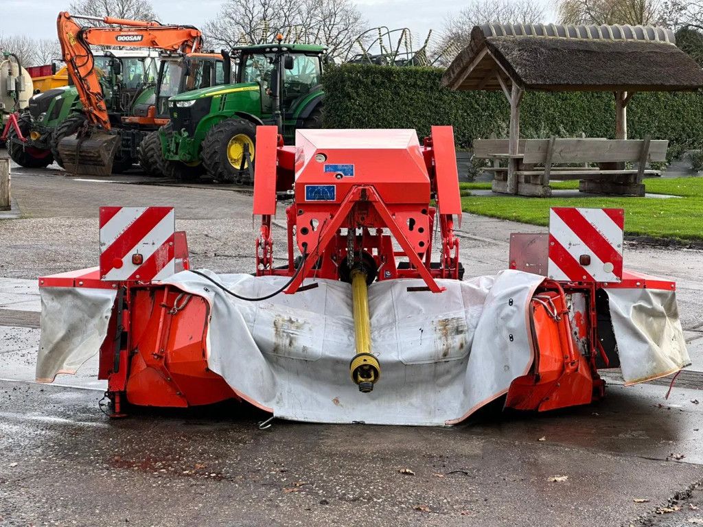 Krone FC 313 FF-F Frontmaaier Kneuzer Krone