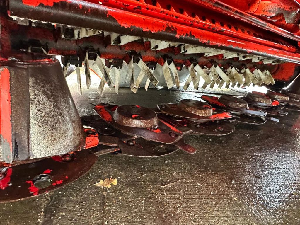 Krone FC 313 FF-F Frontmaaier Kneuzer Krone