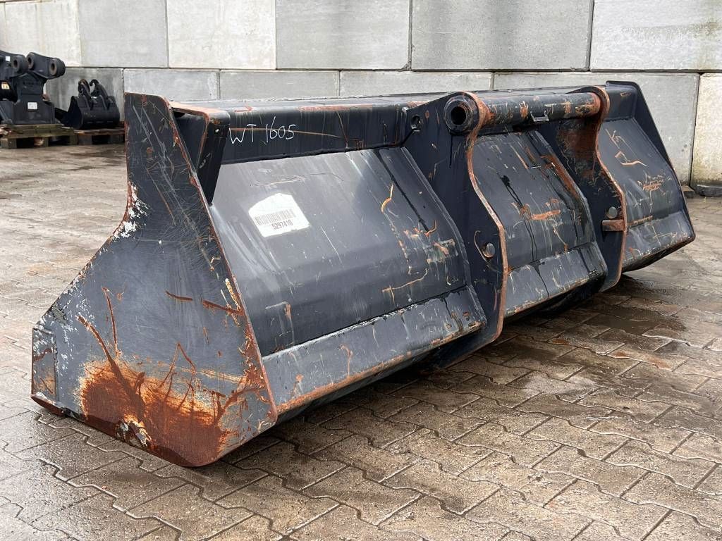 Manitou Laadbak - Bucket - Ladeschaufel