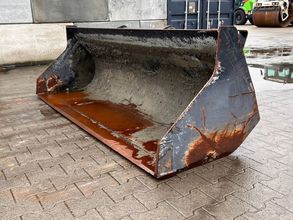 Manitou Laadbak - Bucket - Ladeschaufel