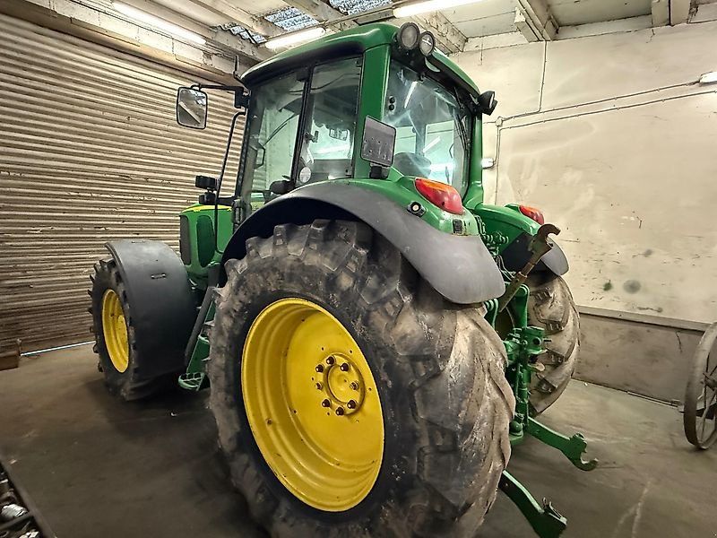 John Deere 6920