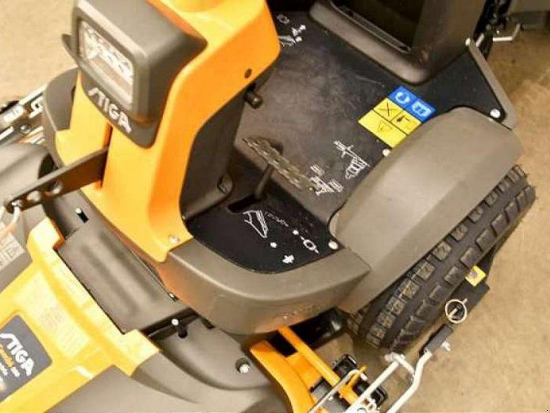 Stiga PARK PRO 900 AWX