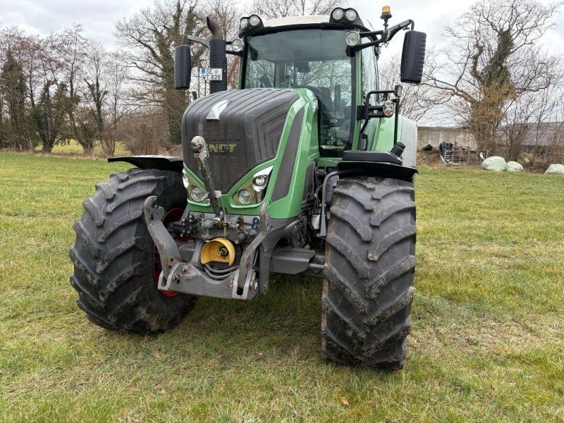 Fendt 828 Vario S4 ProfiPlus