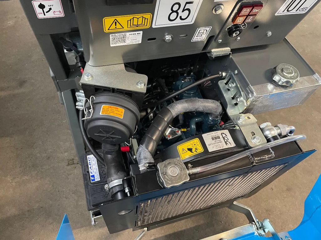 Messersi Nieuwe TC95D diesel rupsdumper met laadschep