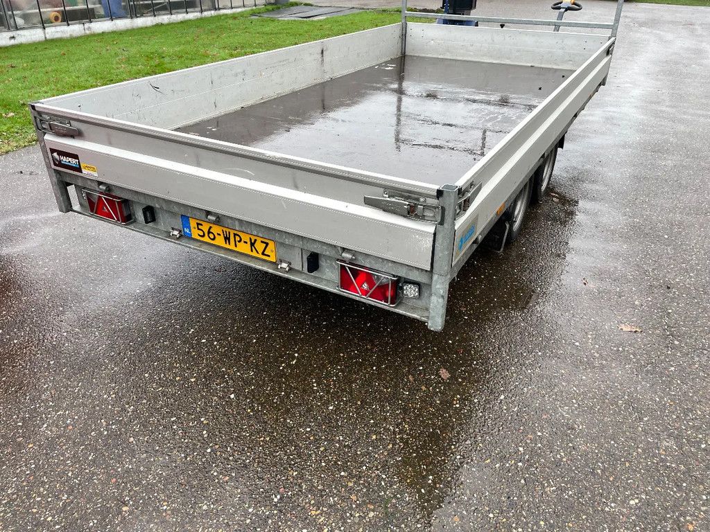Hapert Aanhangwagen 4m x 2m met zeischotten topstaat!
