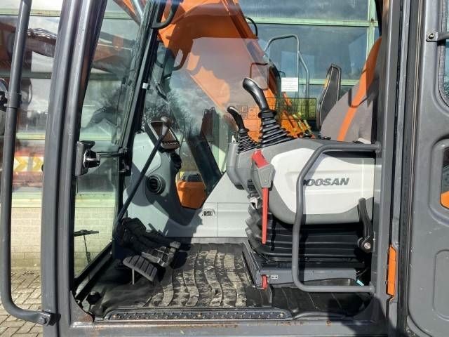 Doosan DX 140 LC-5