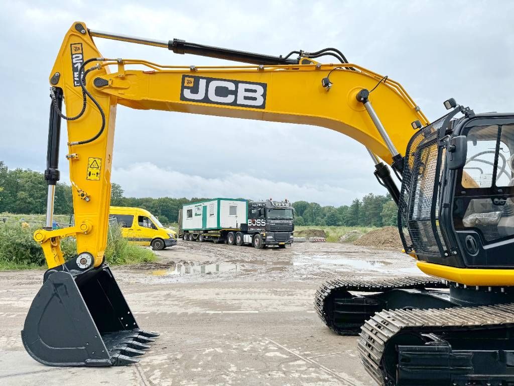 JCB 215LC - New / Unused / Hammer Lines