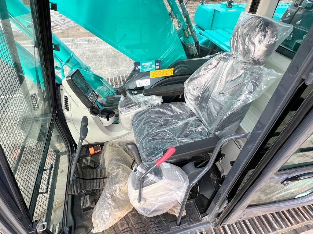 Kobelco SK380XDLC-10 - New / Unused / Hammer Lines