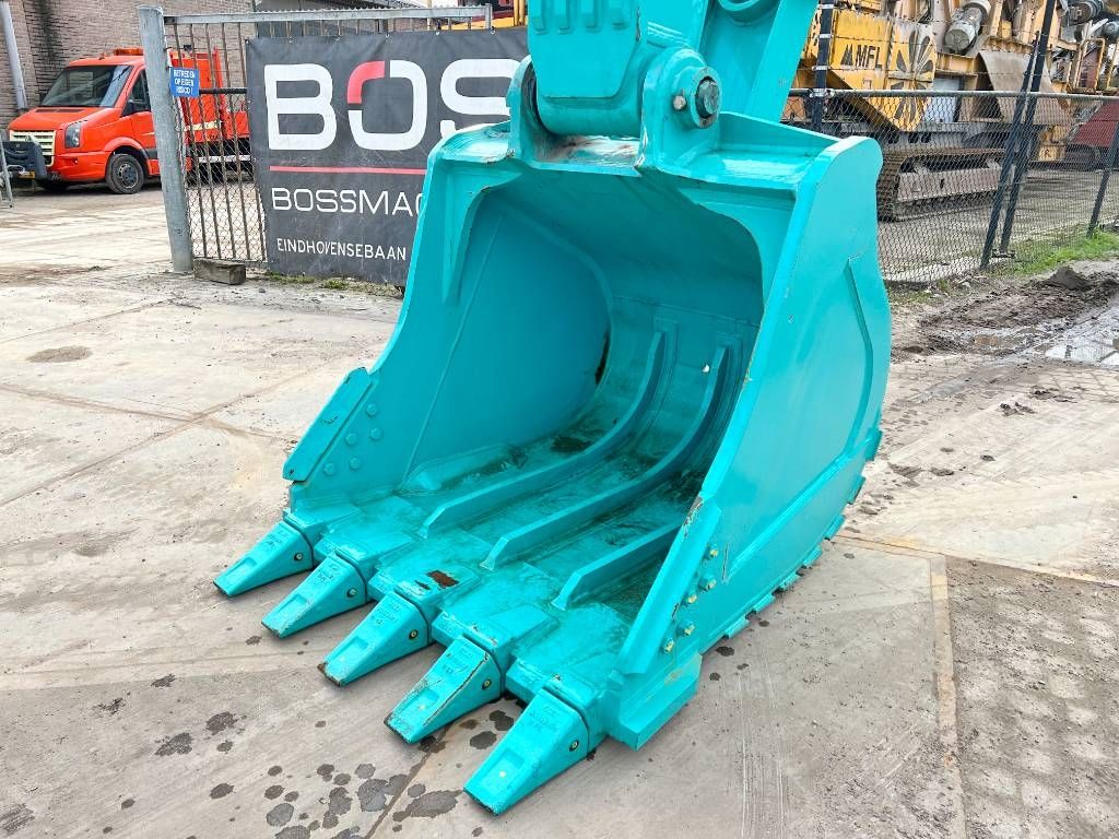 Kobelco SK380XDLC-10 - New / Unused / Hammer Lines