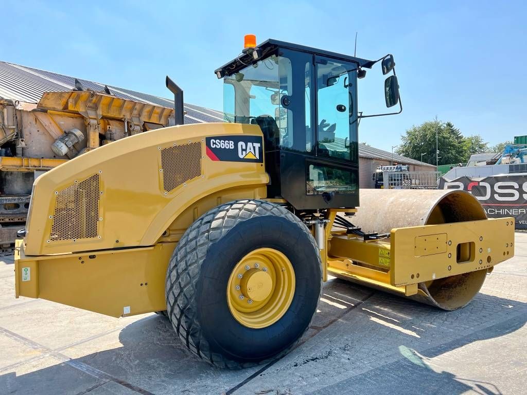 CAT CS66B - Excellent Condition / Low Hours / CE