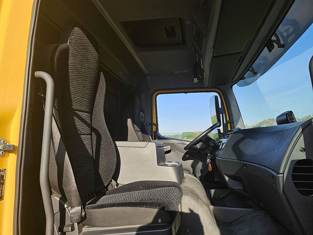 MERCEDES-BENZ ATEGO 824 carrier airco lift