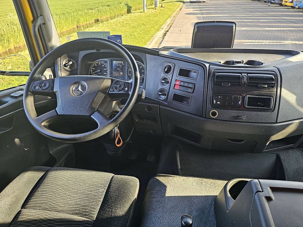 MERCEDES-BENZ ATEGO 824 carrier airco lift