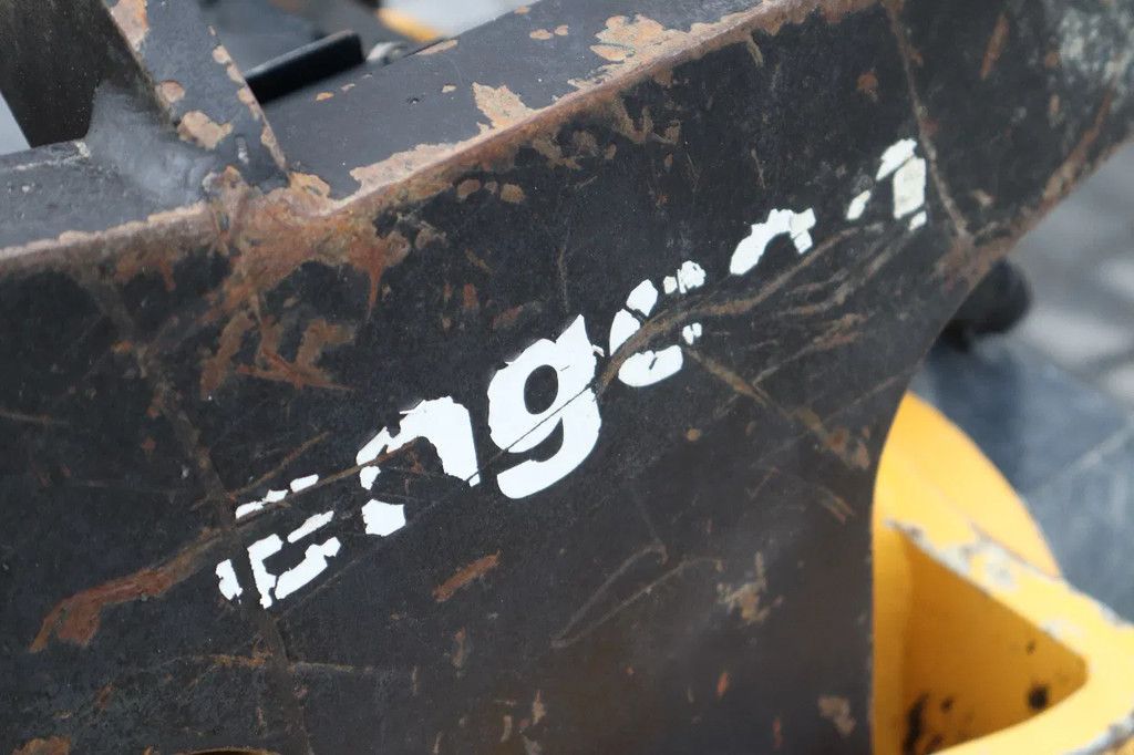 ENGCON S80 | KM80 | GRIPPER | AUX HYDR. | GOOD CONDITION