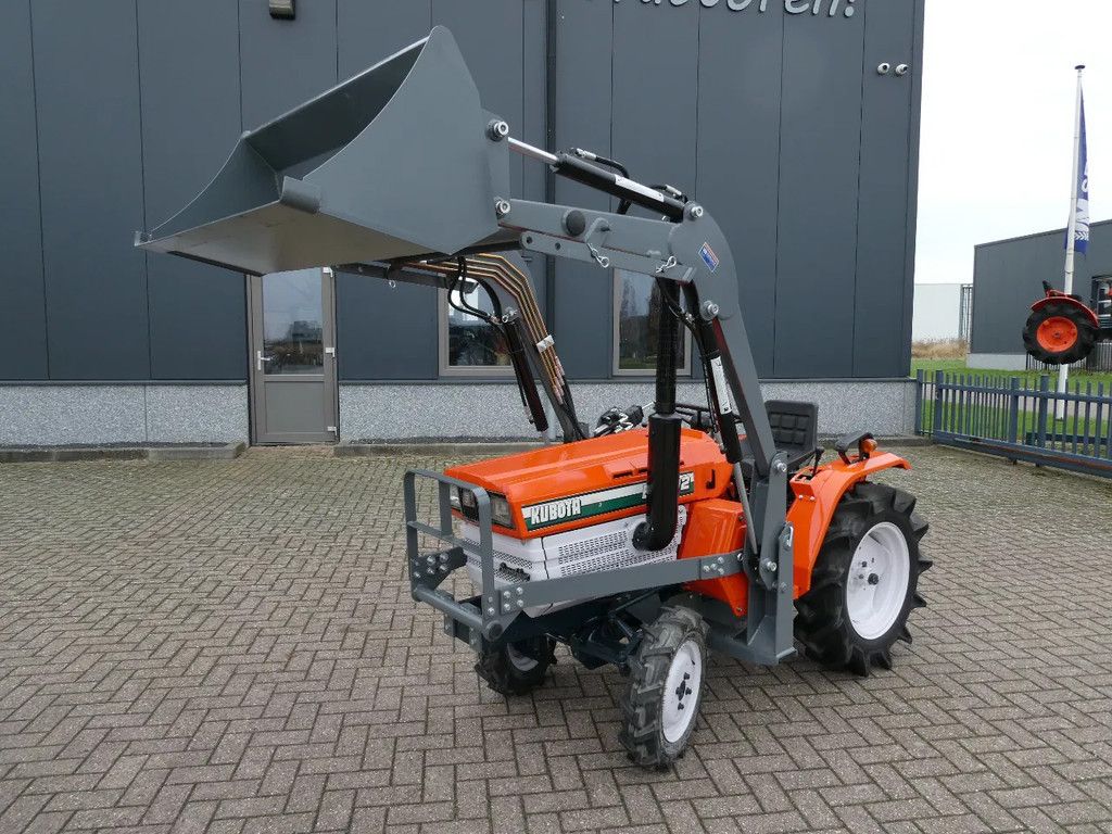 Kubota B1502 4wd / Voorlader / Zijschakeling