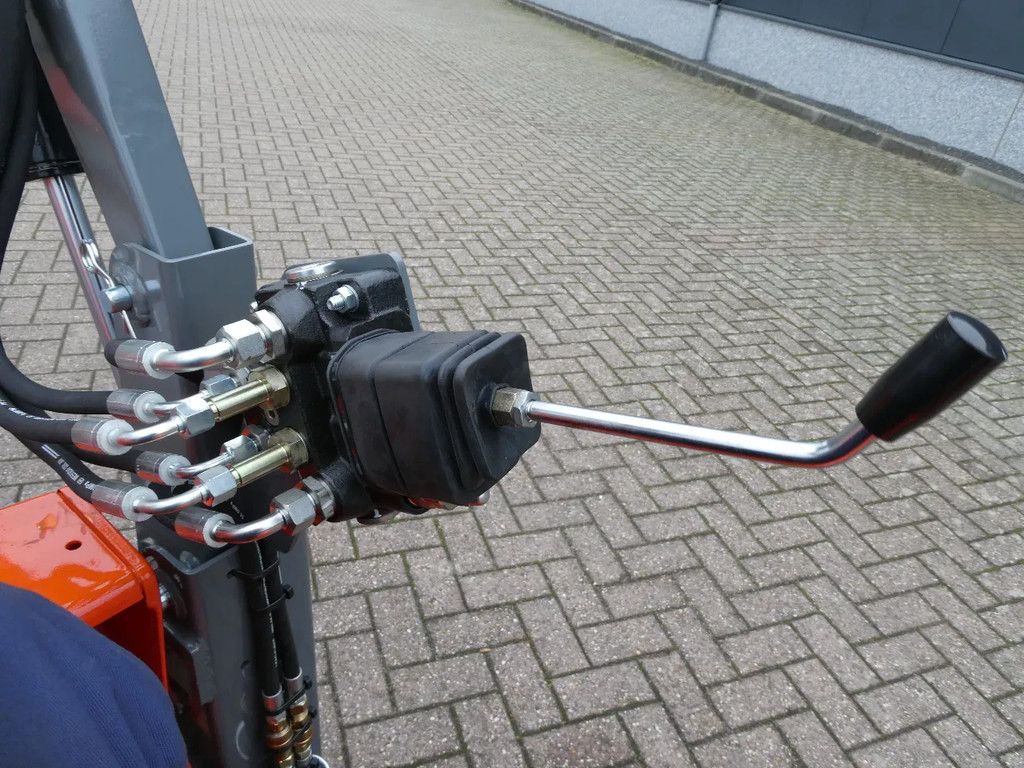 Kubota B1502 4wd / Voorlader / Zijschakeling