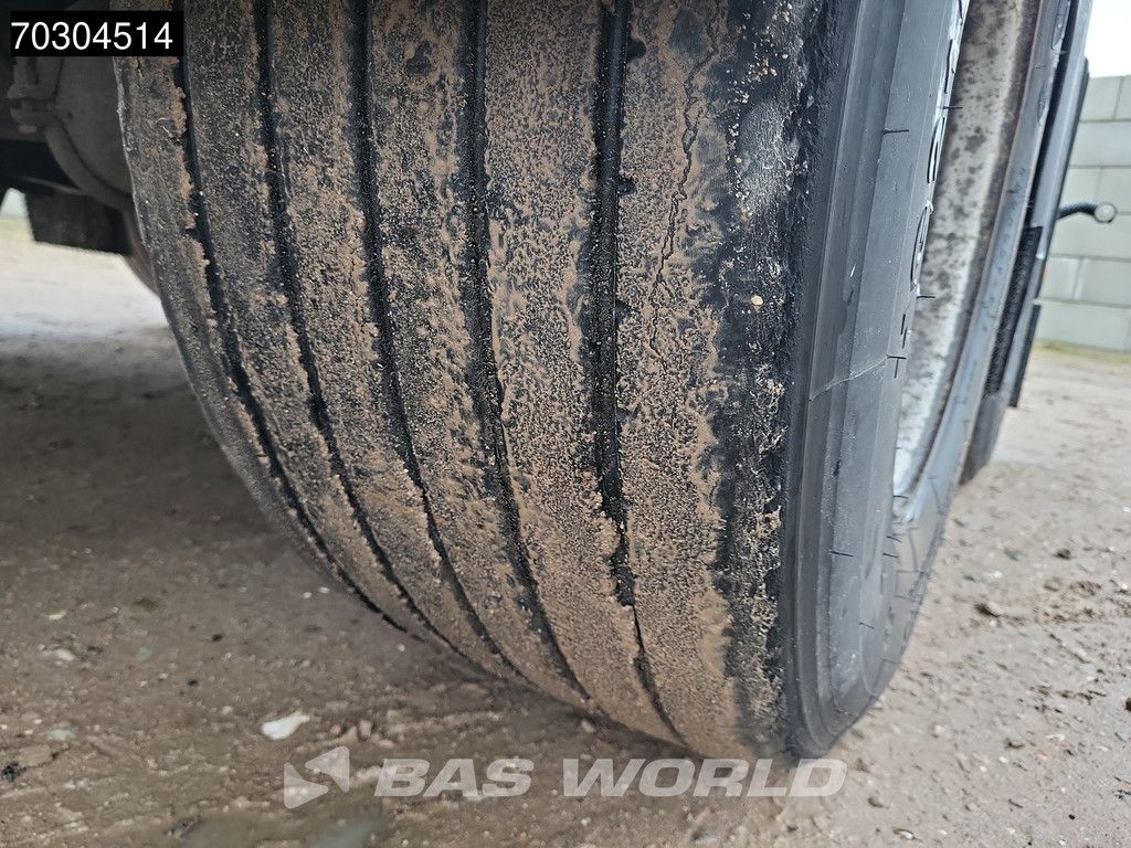 Renders Steering Axle