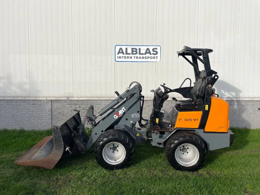 Giant 332SWT met hoge giek met kenteken