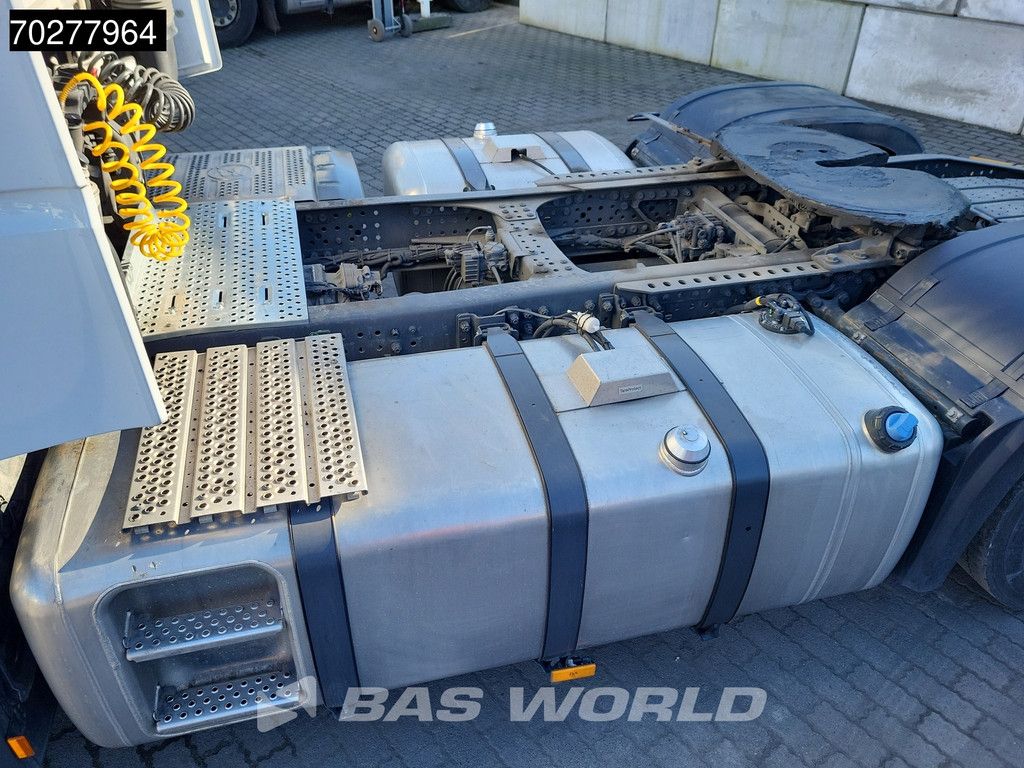 Mercedes Actros Actros 1851 4X2 BigSpace 2x Tanks