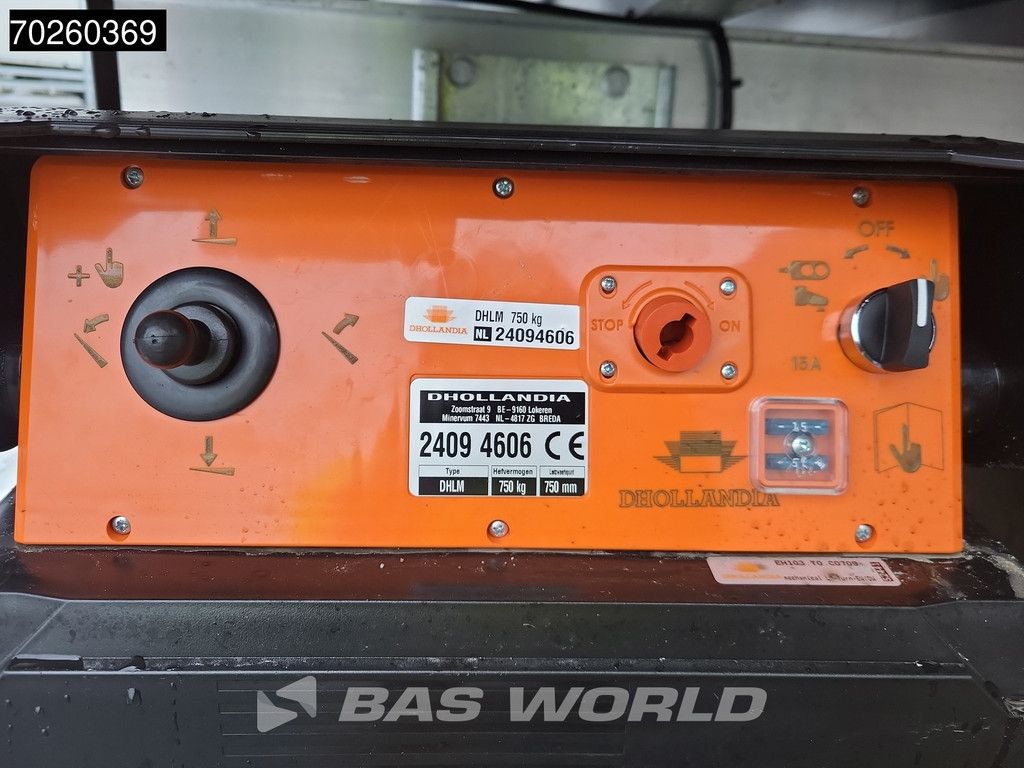 Iveco Daily 35C21 3.0L Automaat Laadklep Zijdeur 2025-Model 210PK Dubbellucht ACC LED CarPlay Lat om Lat D'Hollandia Euro6 Meubelbak Koffer Bakwagen A/C