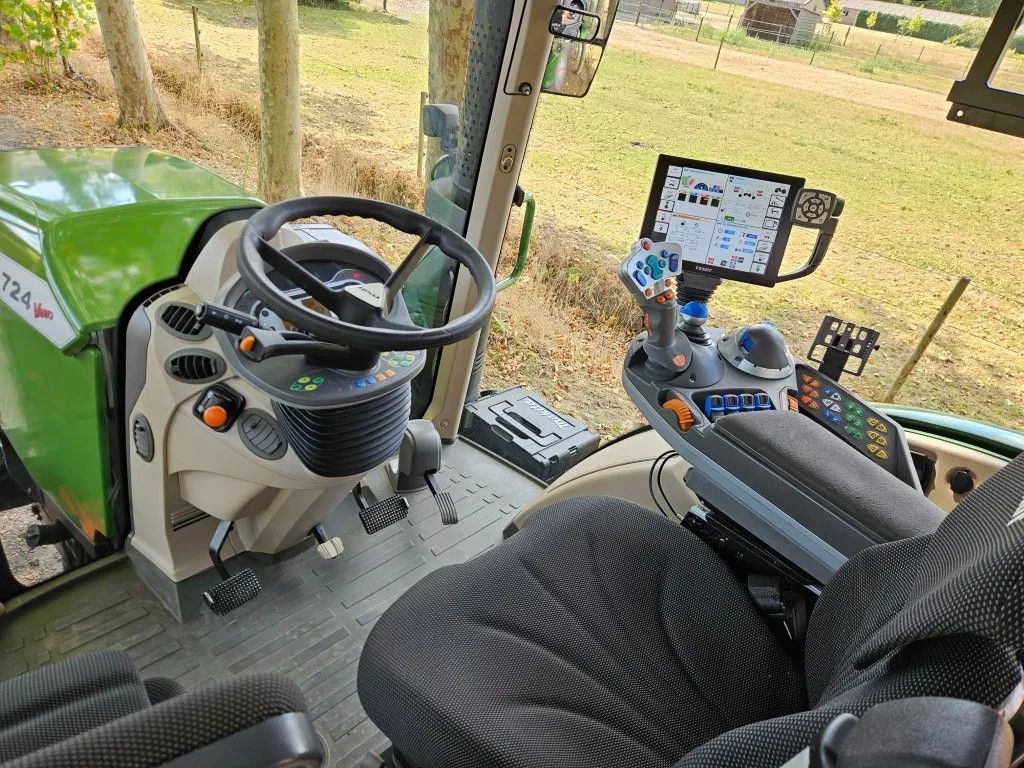 Fendt 724 S4 Profi Plus (718 720 722 )
