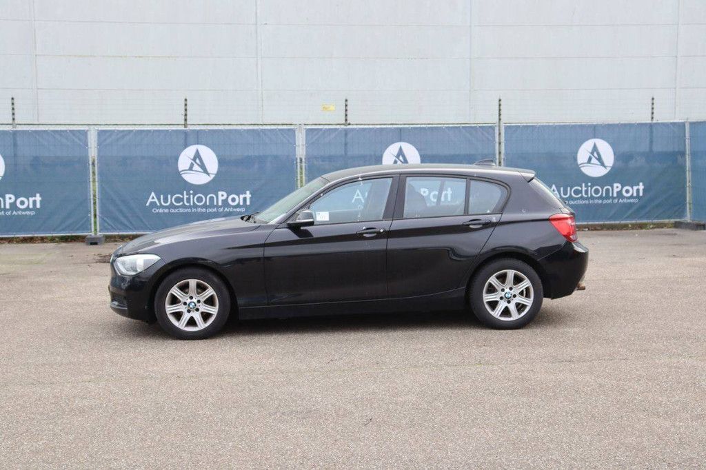 Passenger car BMW 1ER REIHE Petrol 2012