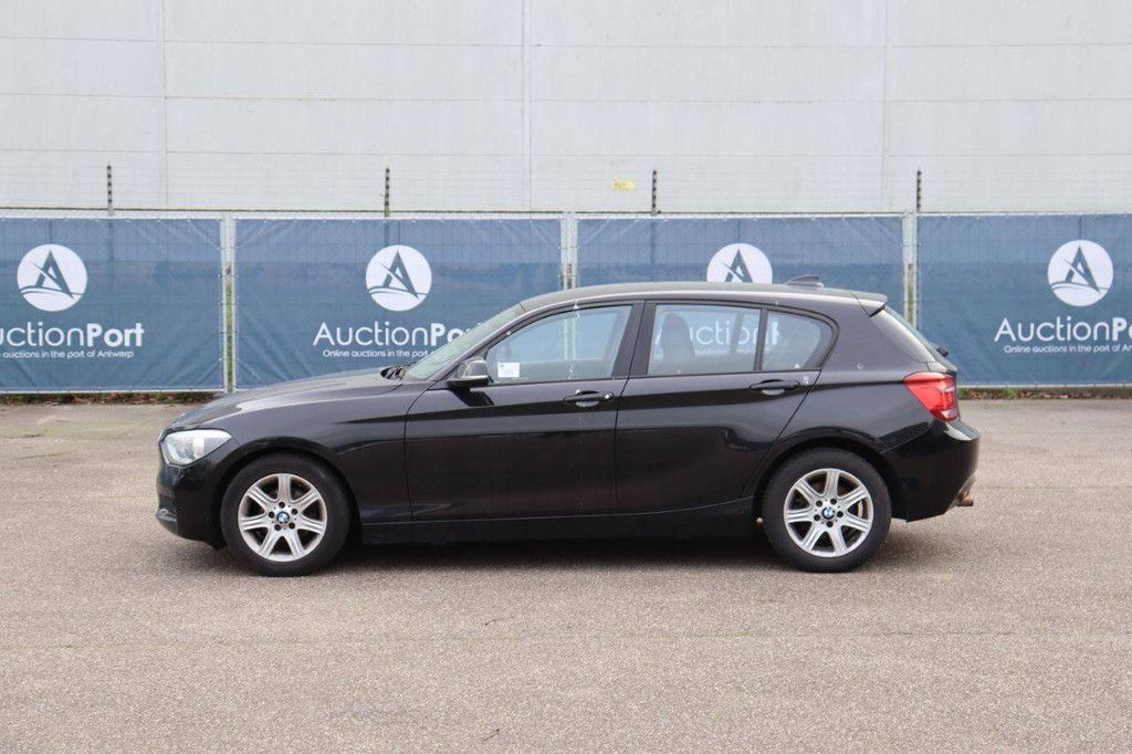 Passenger car BMW 1ER REIHE Petrol 2012