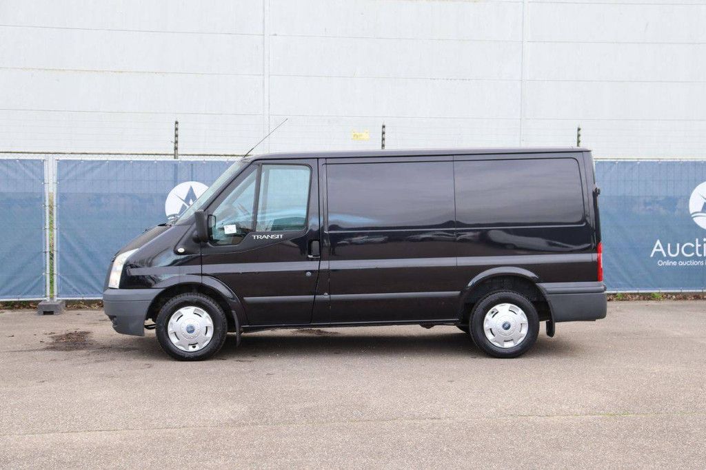 Bestelwagen Ford TRANSIT 260S VAN 85DPF LR 4.23 Diesel 2010