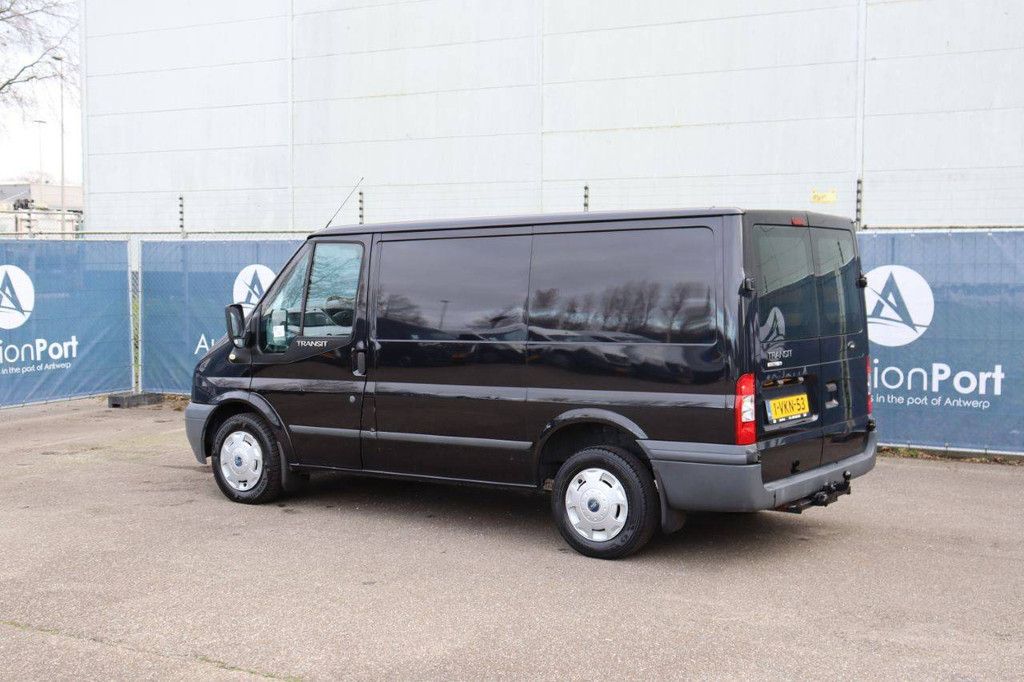Bestelwagen Ford TRANSIT 260S VAN 85DPF LR 4.23 Diesel 2010