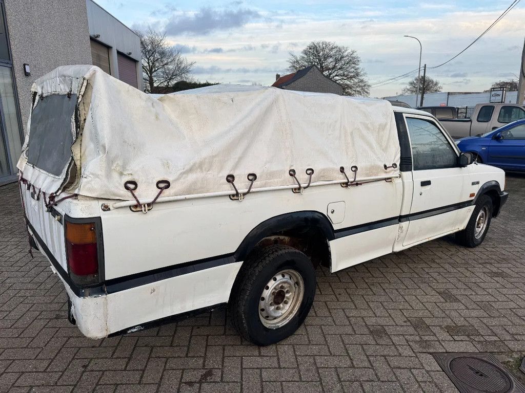 Mazda B-serie **B2200-DIESEL**