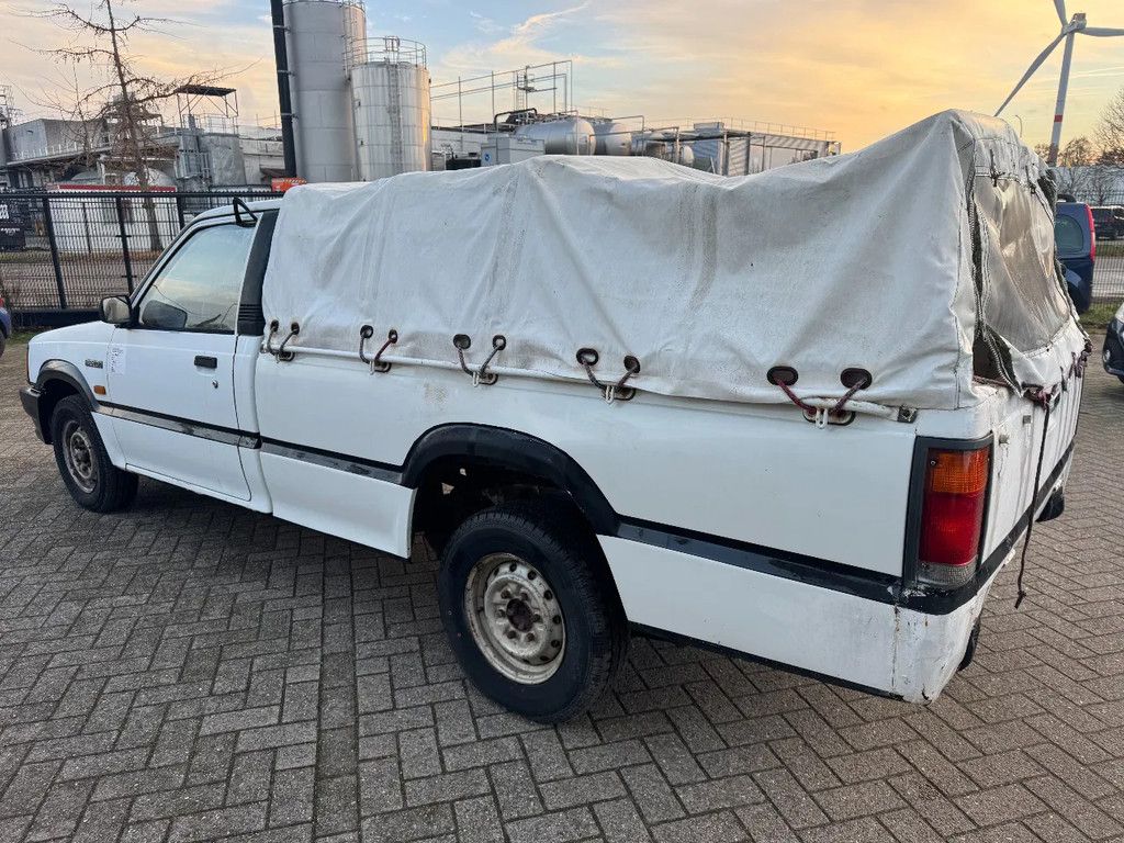 Mazda B-serie **B2200-DIESEL**