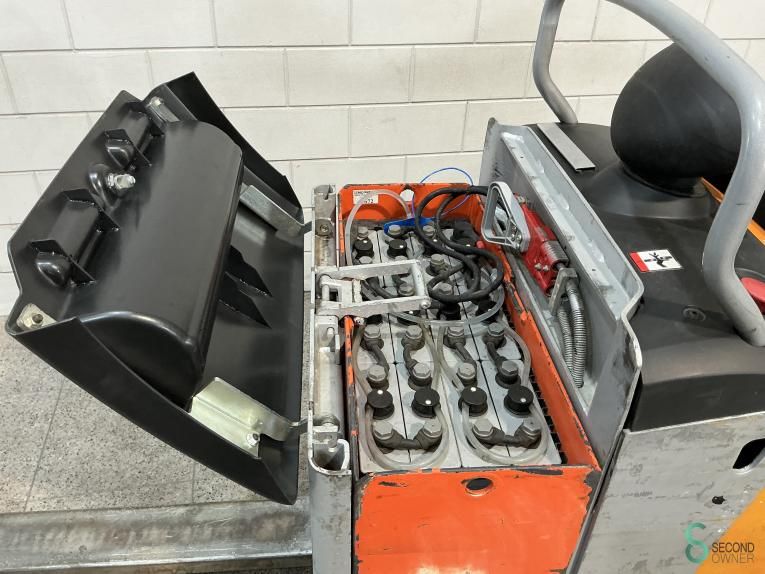 Pallet trucks Electric Still EXU-S24 2018