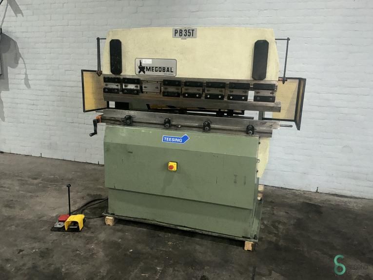 Press brakes Megobal PB1635