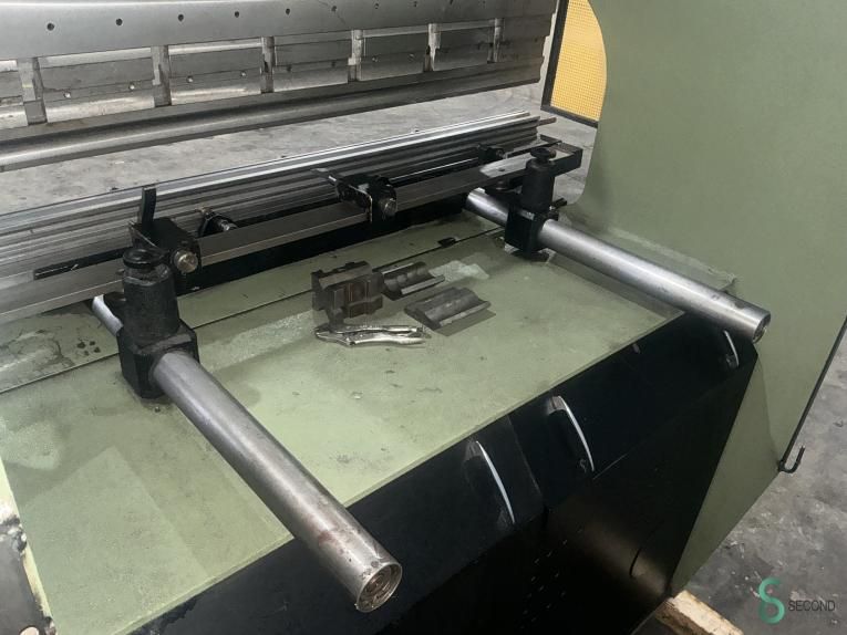Press brakes Megobal PB1635