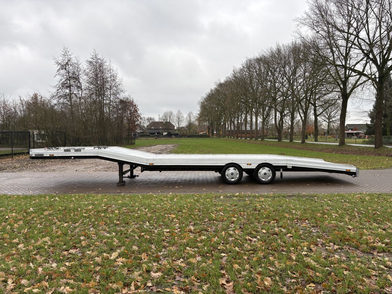 Be oplegger 5 ton ambulance auto transporter Veldhuizen