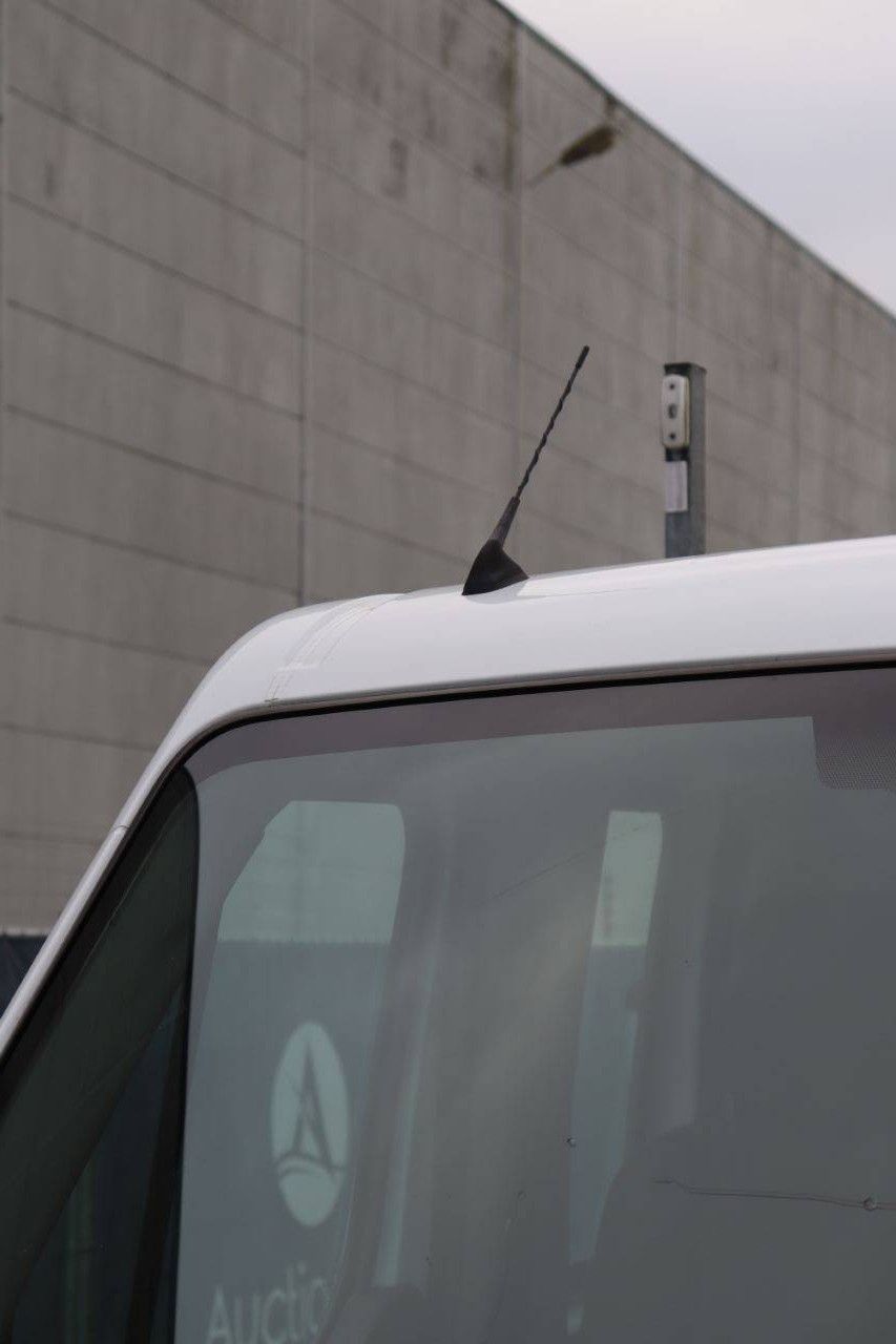 Pick-up with loading bed Renault Master Diesel 2020