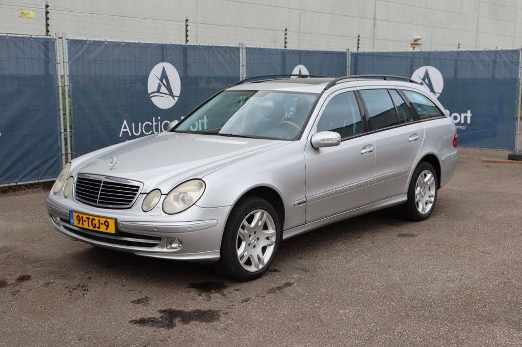 Mercedes-Benz E 500 4-MATIC Petrol Station Wagon 2004