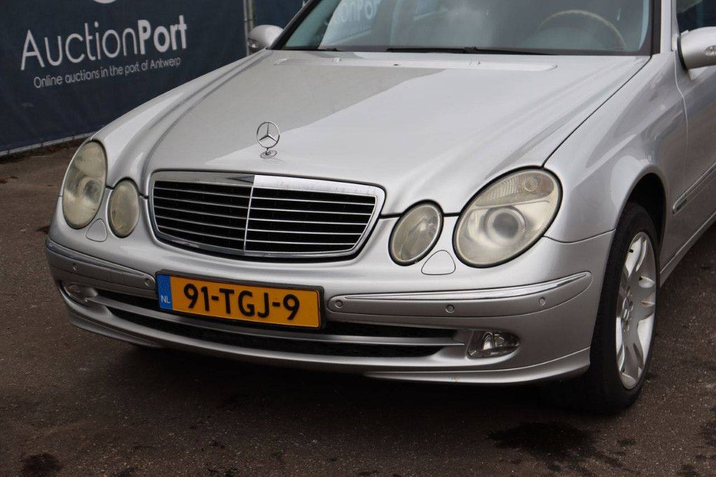 Mercedes-Benz E 500 4-MATIC Petrol Station Wagon 2004