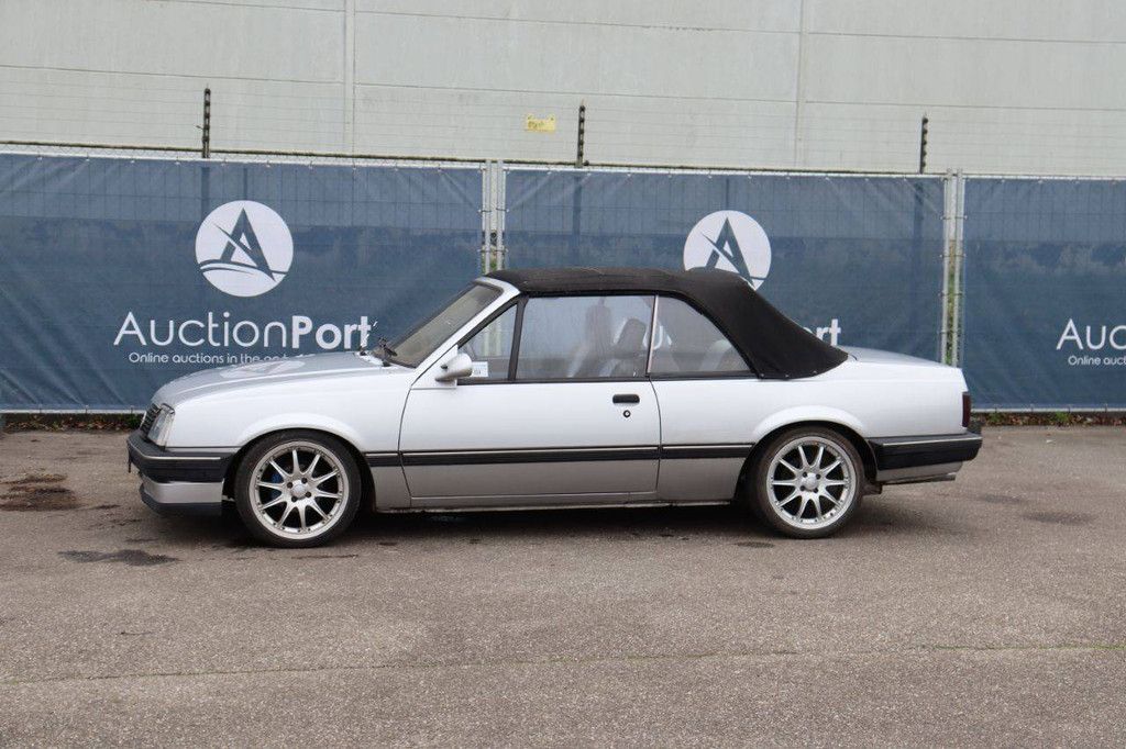 Cabriolet Opel ASCONA-C Benzine 1985