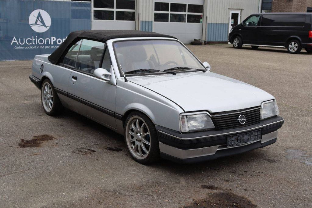 Cabriolet Opel ASCONA-C Benzine 1985