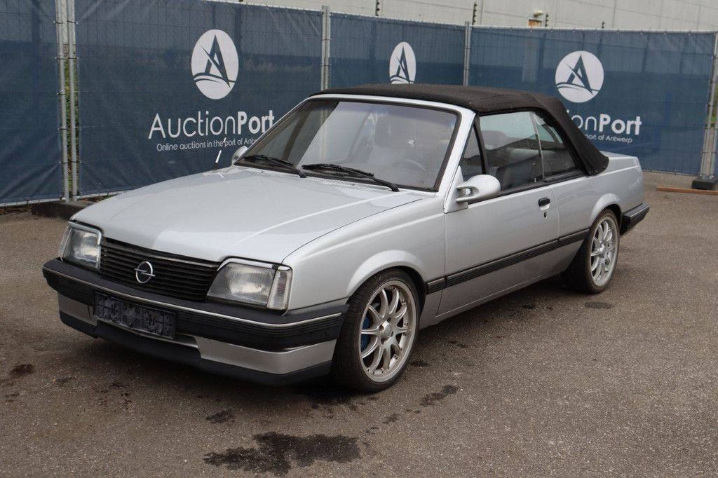 Cabriolet Opel ASCONA-C Benzine 1985