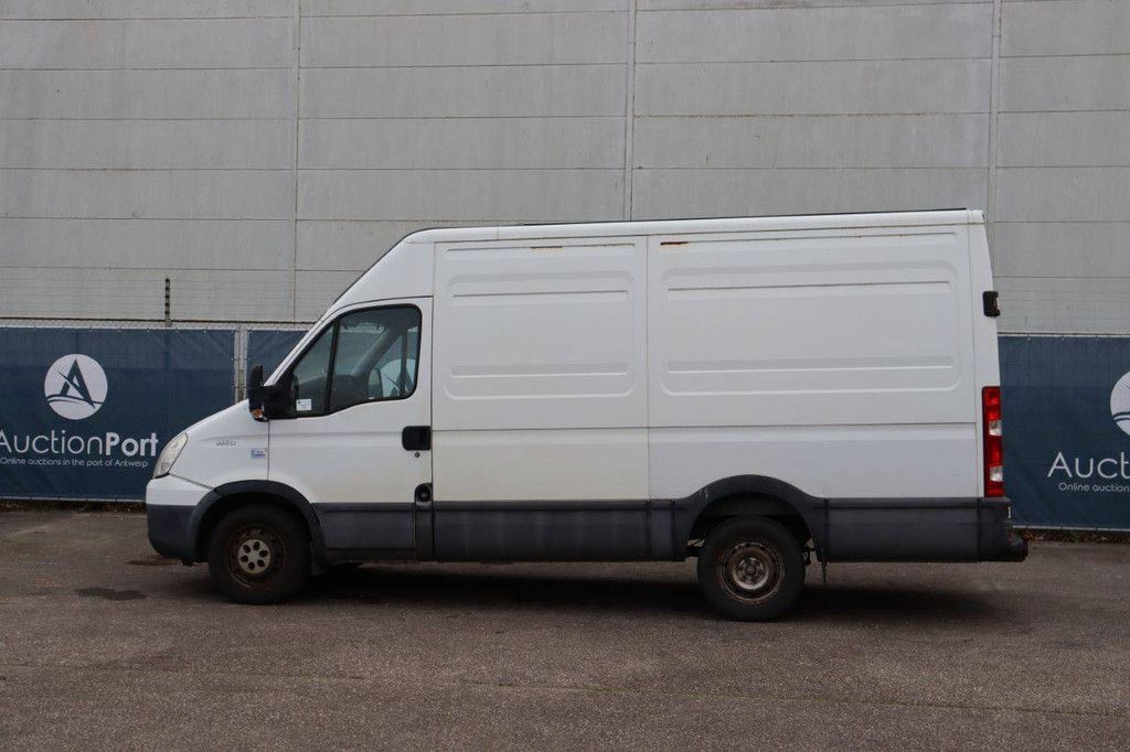 Iveco Daily 35S13 Diesel 2010 Van