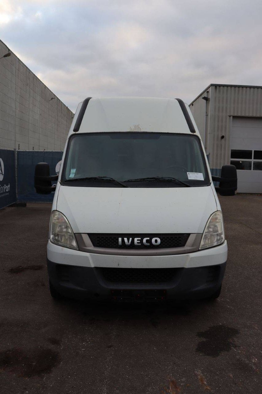 Iveco Daily 35S13 Diesel 2010 Van