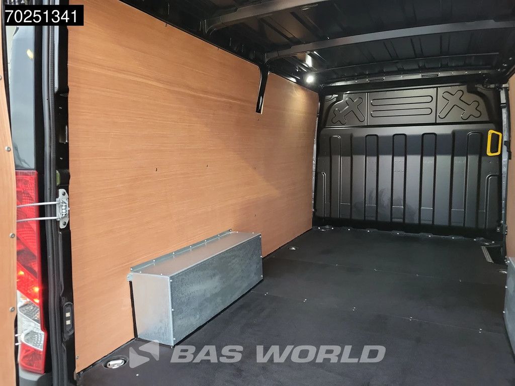 Iveco Daily 35S21 3.0L Automaat L2H1 210PK Laag Dak 2025-Model 3,5t Trekhaak ACC Navi LED Camera Parkeersensoren Euro6 L2 8m3 A/C Towbar