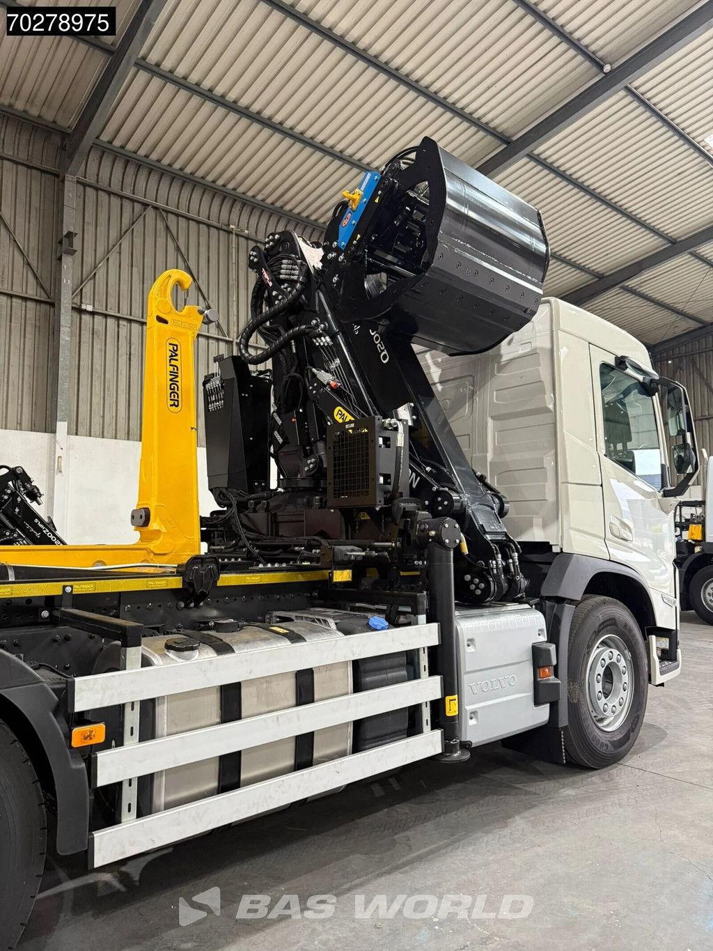 Volvo FM 460 8X4 NEW! Palfinger Q200Z95TR HPLS Crane + HT 24 TEC Hooklift ACC LED