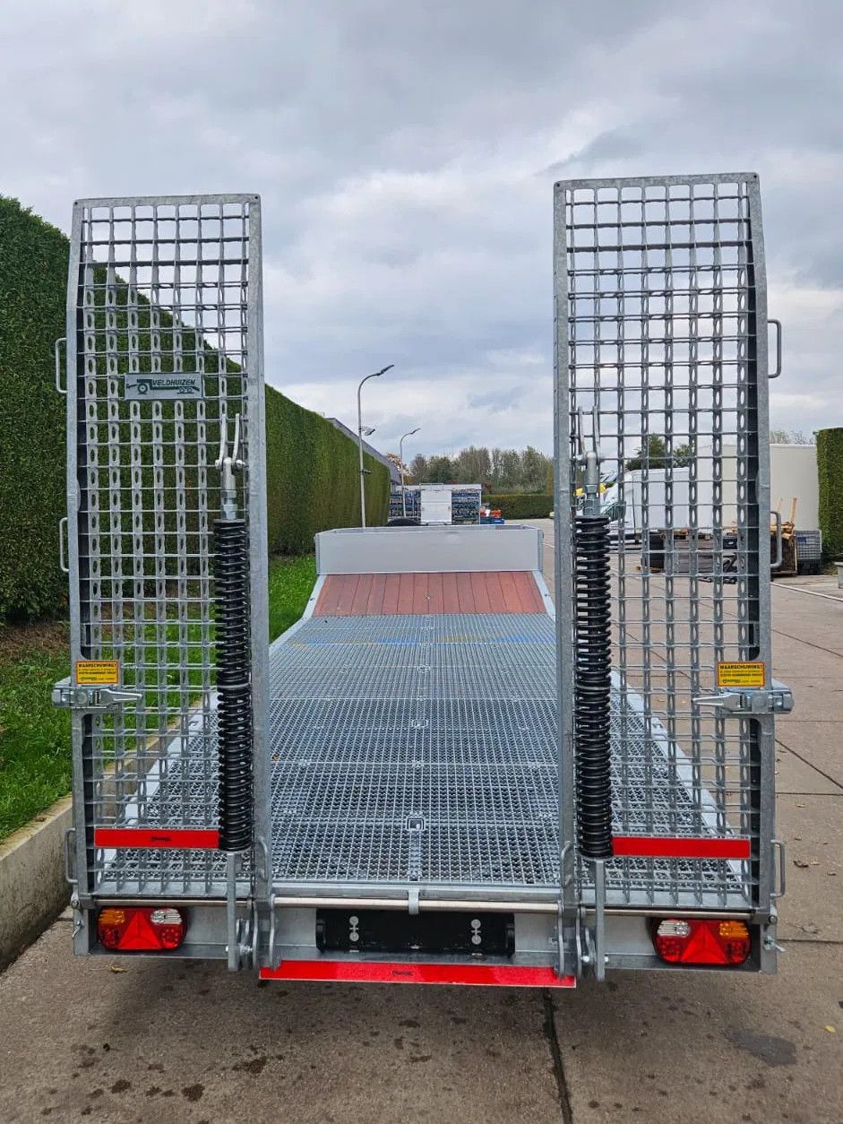 Veldhuizen 9,7-tons Semi-dieplader oplegger 8,5 m.