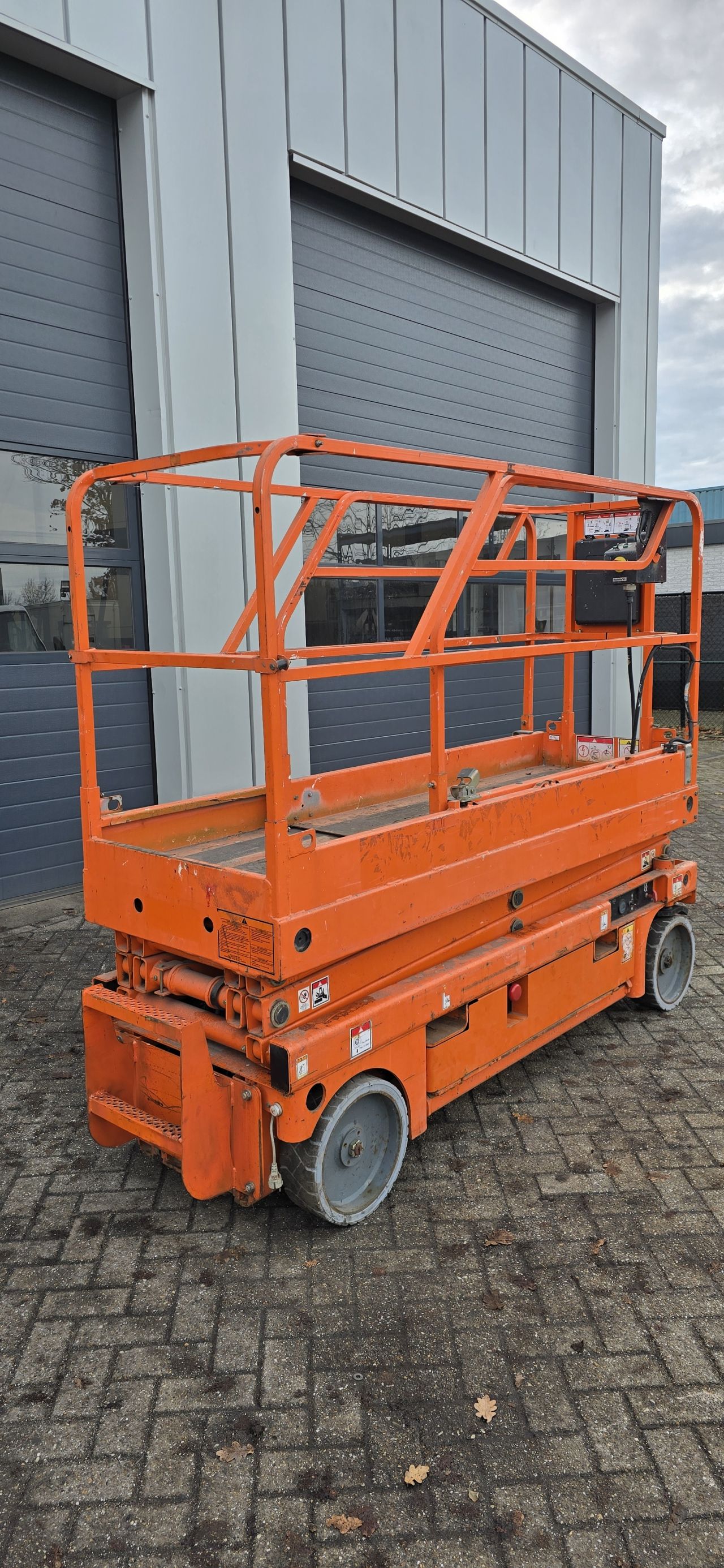 Haulotte Compact 8 schaarhoogwerker 8 meter